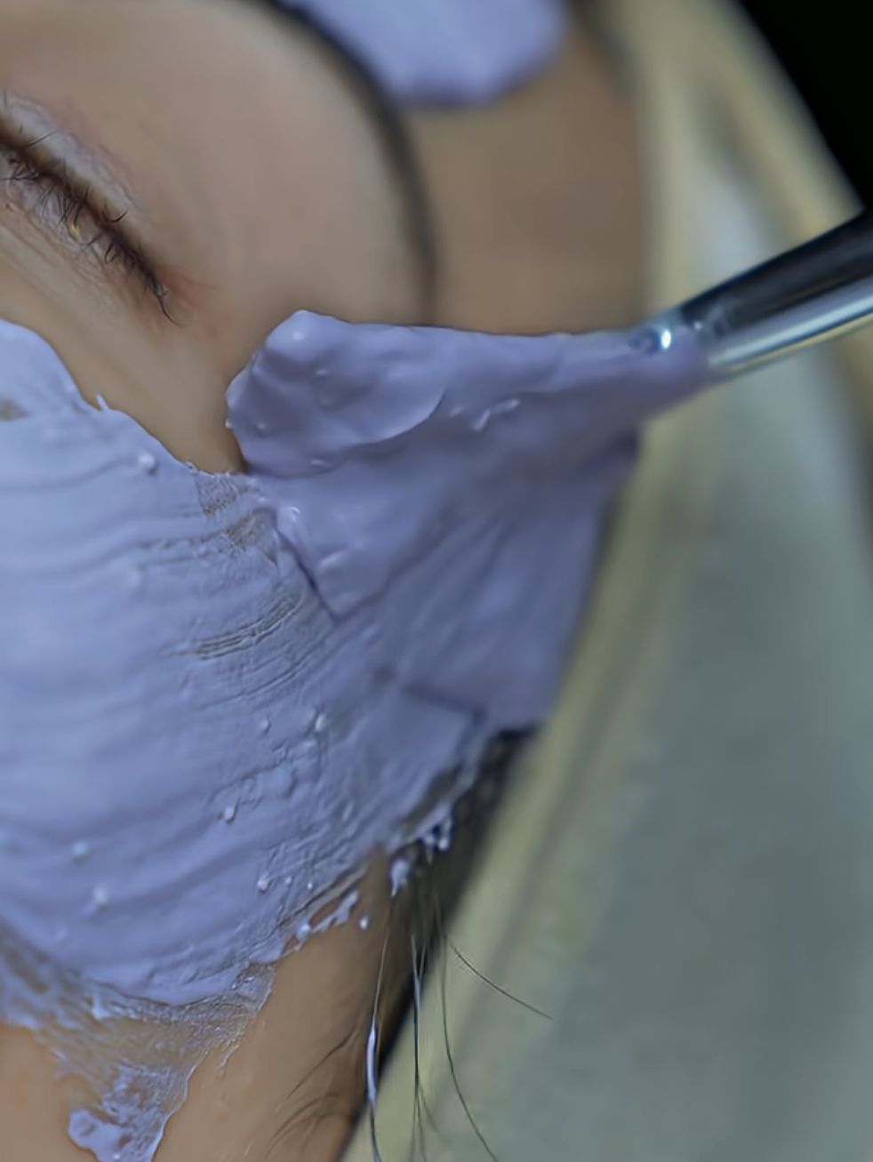 Glow Like Never Before | Carbon Laser Facial for Clearer, Younger Skin